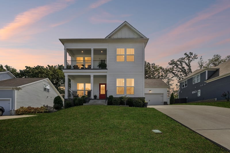 7127 Pepper Tree Cir, Fairview, TN 37062