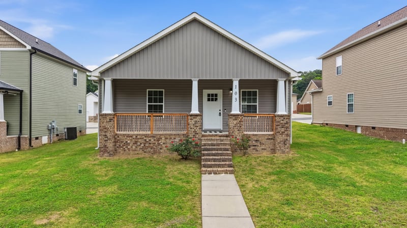 103 Arthur St, Dalton, GA 30721