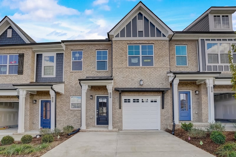 165 Rothwood Pvt Dr, Hendersonville, TN 37075