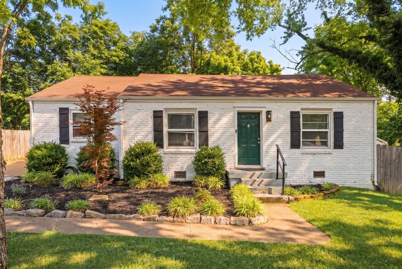 2809 Surrey Rd, Nashville, TN 37214