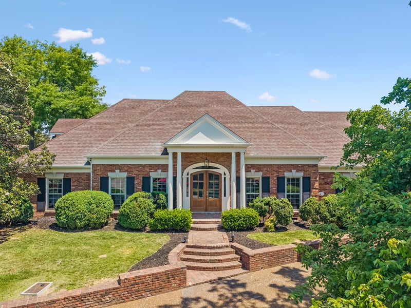 4111 Legend Hall Dr, Nashville, TN 37215