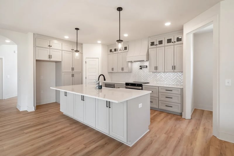 204 Trefethen Dr, White House, TN 37188