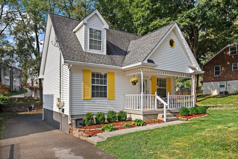 1332 Cardinal Ave, Nashville, TN 37216