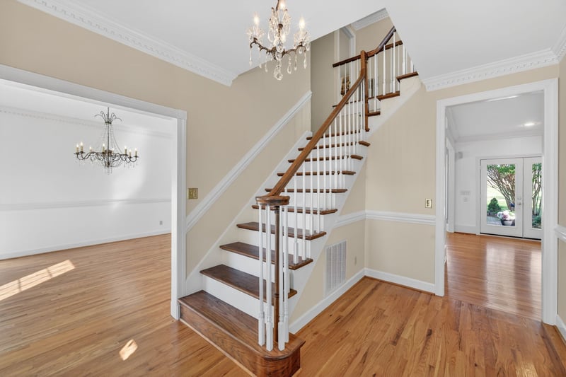 1553 N Main St, Mount Pleasant, TN 38474