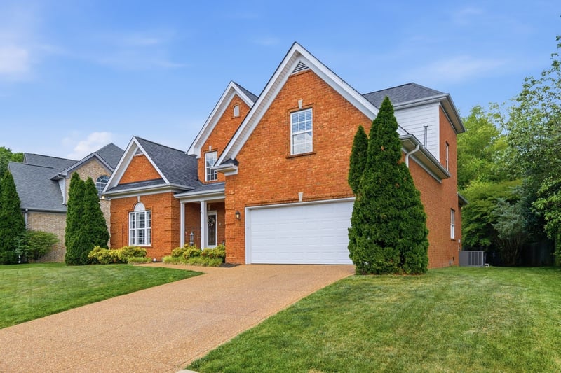 2517 Tisdale Dr, Thompsons Station, TN 37179