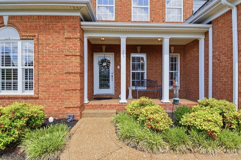 2517 Tisdale Dr, Thompsons Station, TN 37179