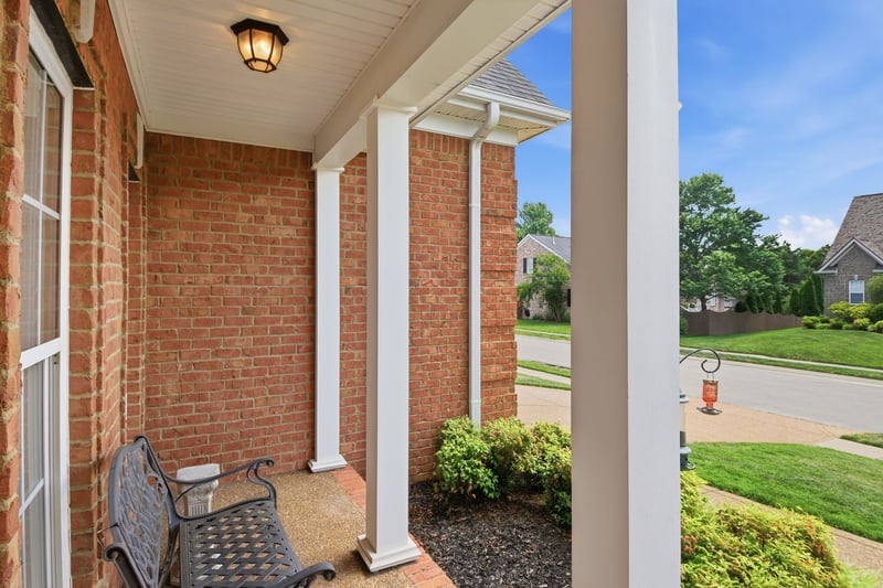 2517 Tisdale Dr, Thompsons Station, TN 37179