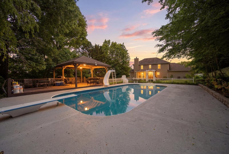 114 Paddle Wheel Ct, Cohutta, GA 30710