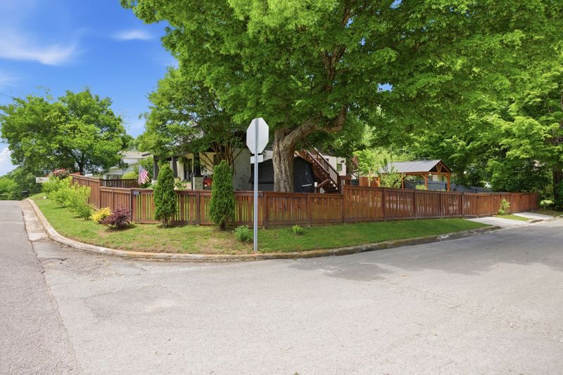 117 5th Ave, Columbia, TN 38401