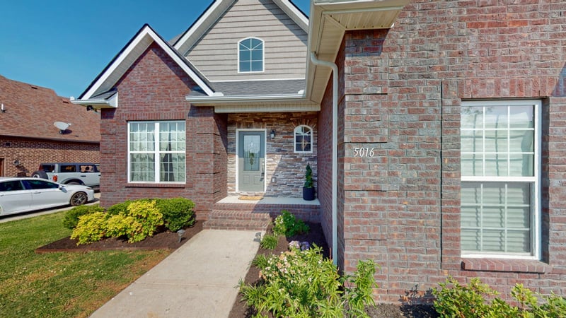 5016 Lady Thatcher Dr, Murfreesboro, TN 37129