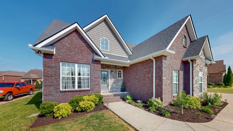 5016 Lady Thatcher Dr, Murfreesboro, TN 37129