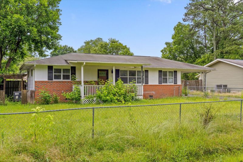 1308 W Sherry Dr, Rossville, GA 30741