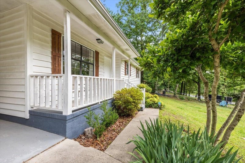 4050 Village Dr, Cohutta, GA 30710