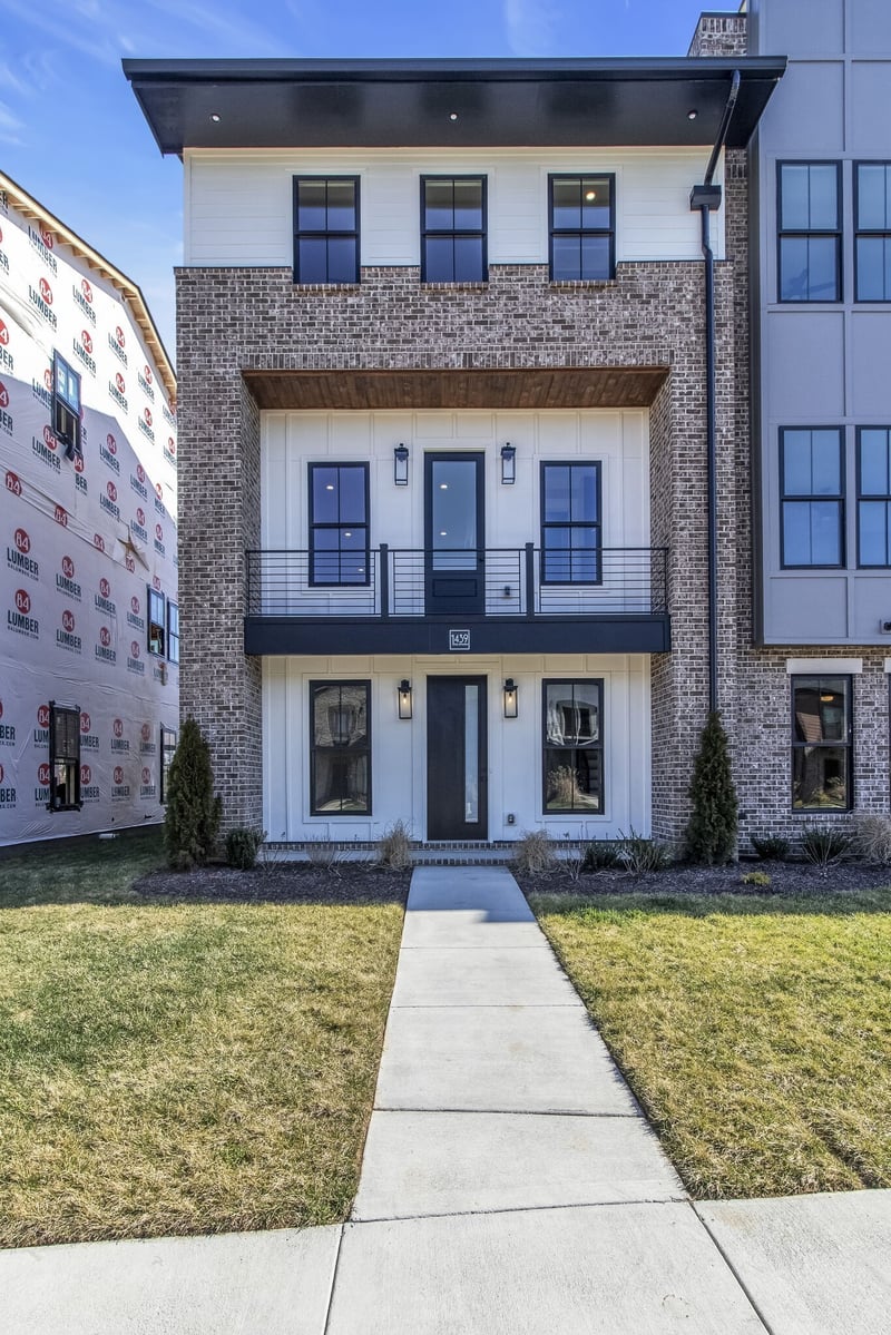 1419 Doc Johns Blvd, Murfreesboro, TN 37128