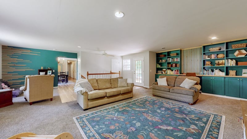 268 Raymond Hodges Rd, Cottontown, TN 37048