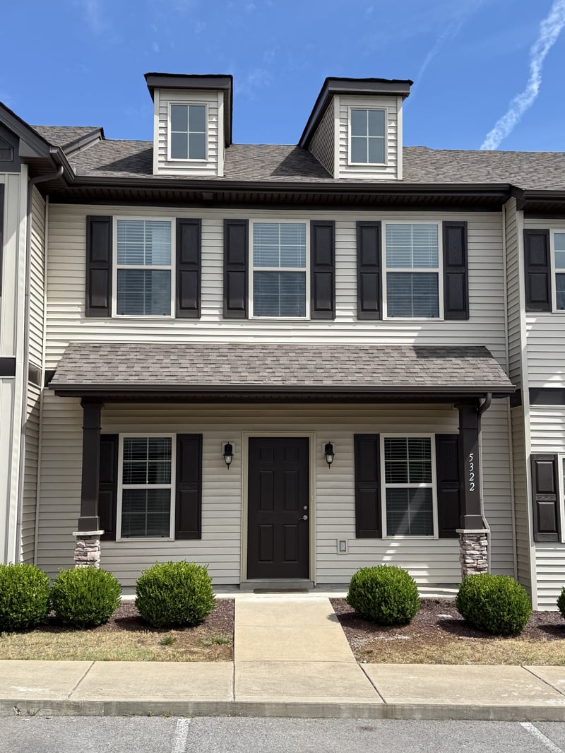 5322 Tony Lama Ln, Murfreesboro, TN 37128