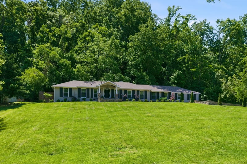 6617 Ellesmere Rd, Nashville, TN 37205