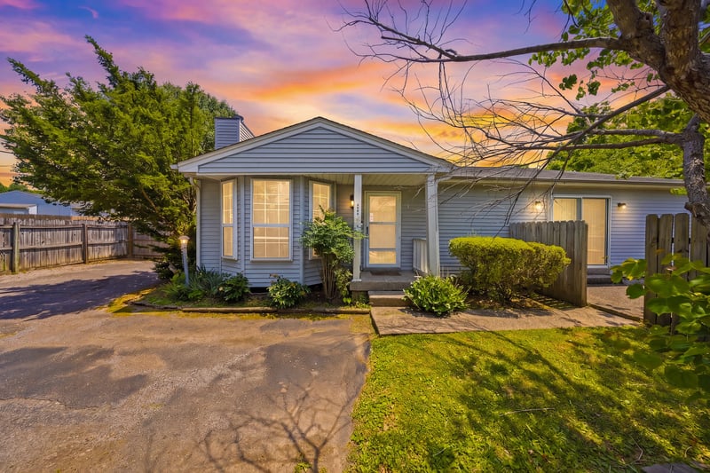 3011 Casa Dr, Nashville, TN 37214