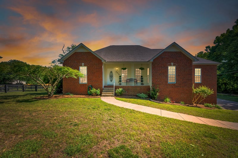 7316 Old Nashville Rd, Fairview, TN 37062