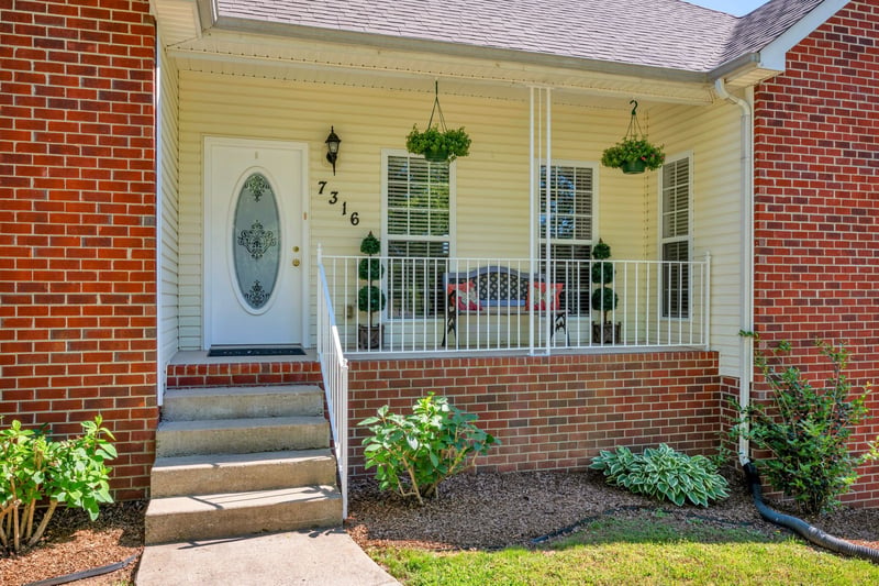 7316 Old Nashville Rd, Fairview, TN 37062