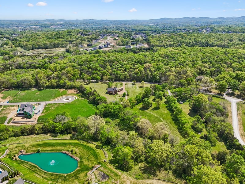 9824 Split Log Rd, Brentwood, TN 37027