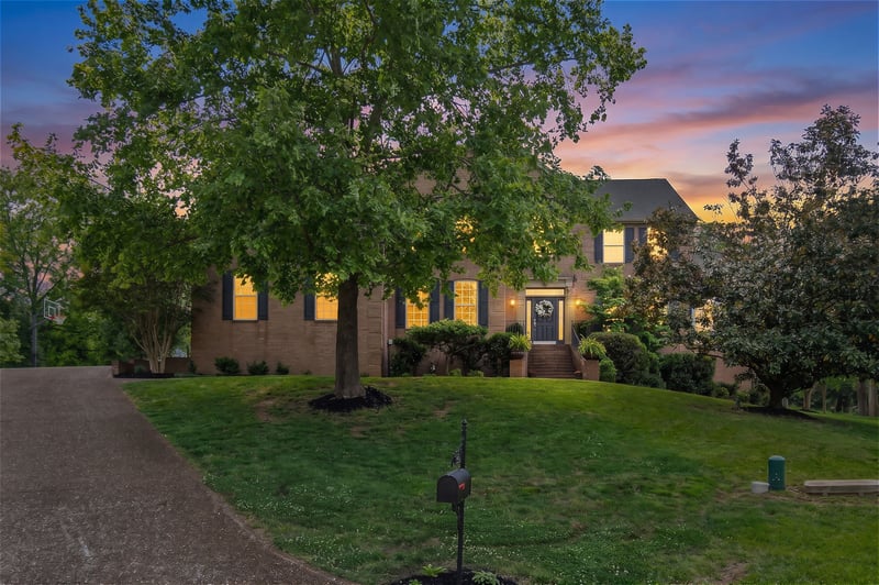 9015 Grey Pointe Ct, Brentwood, TN 37027