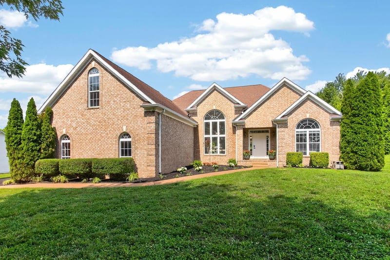 2305 Clara Mathis Rd, Spring Hill, TN 37174