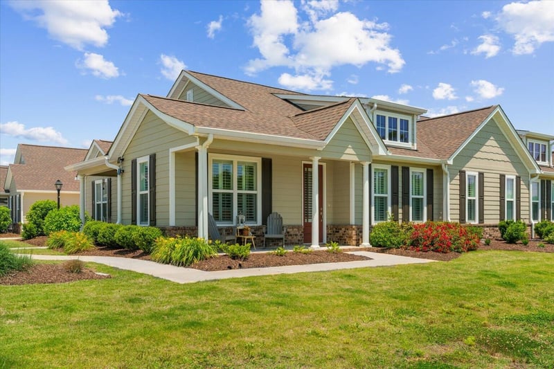 383 Pacer Ln, Dalton, GA 30721