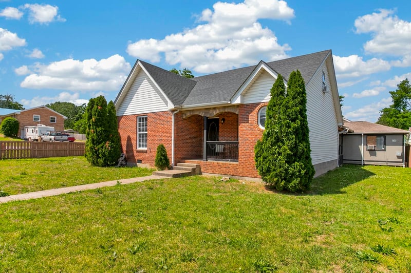 801 N Dupont Ave N, Madison, TN 37115