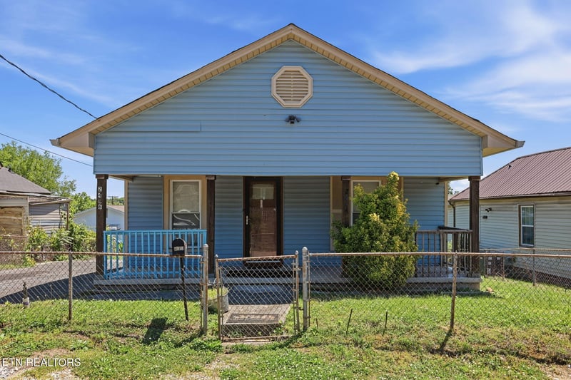 2446 Brown Ave, Knoxville, TN 37917