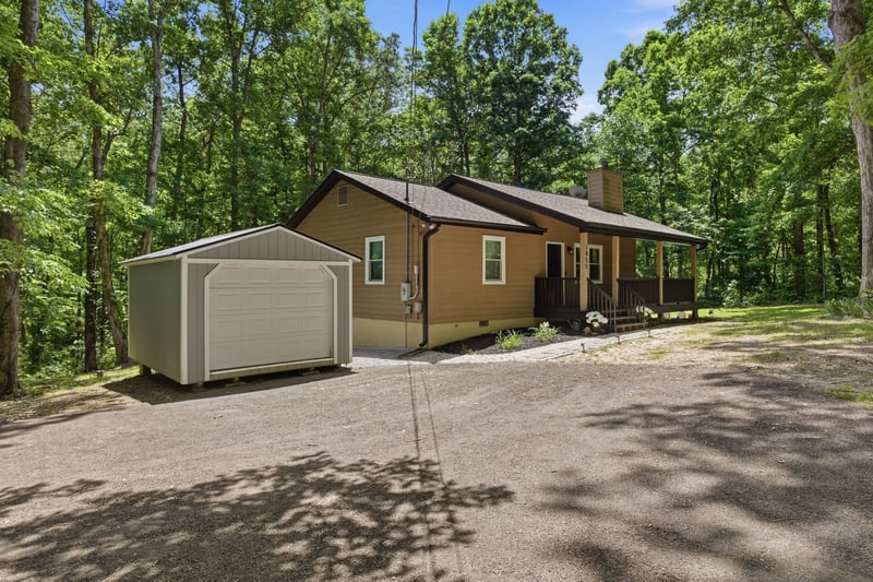 1055 Lonesome Pine Rd, Kingston Springs, TN 37082