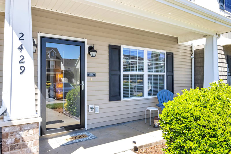 2429 New Holland Cir, Murfreesboro, TN 37128