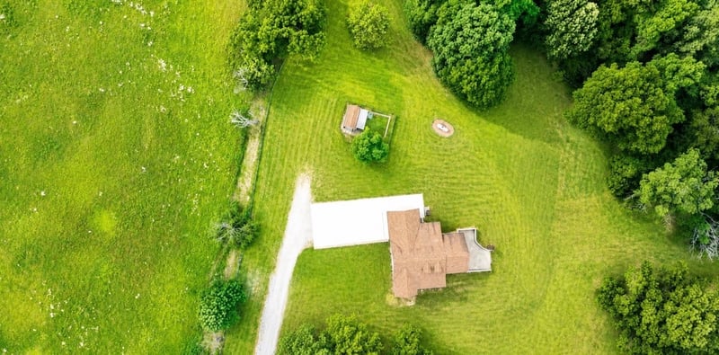 643 Bear Creek Valley Rd, Bon Aqua, TN 37025