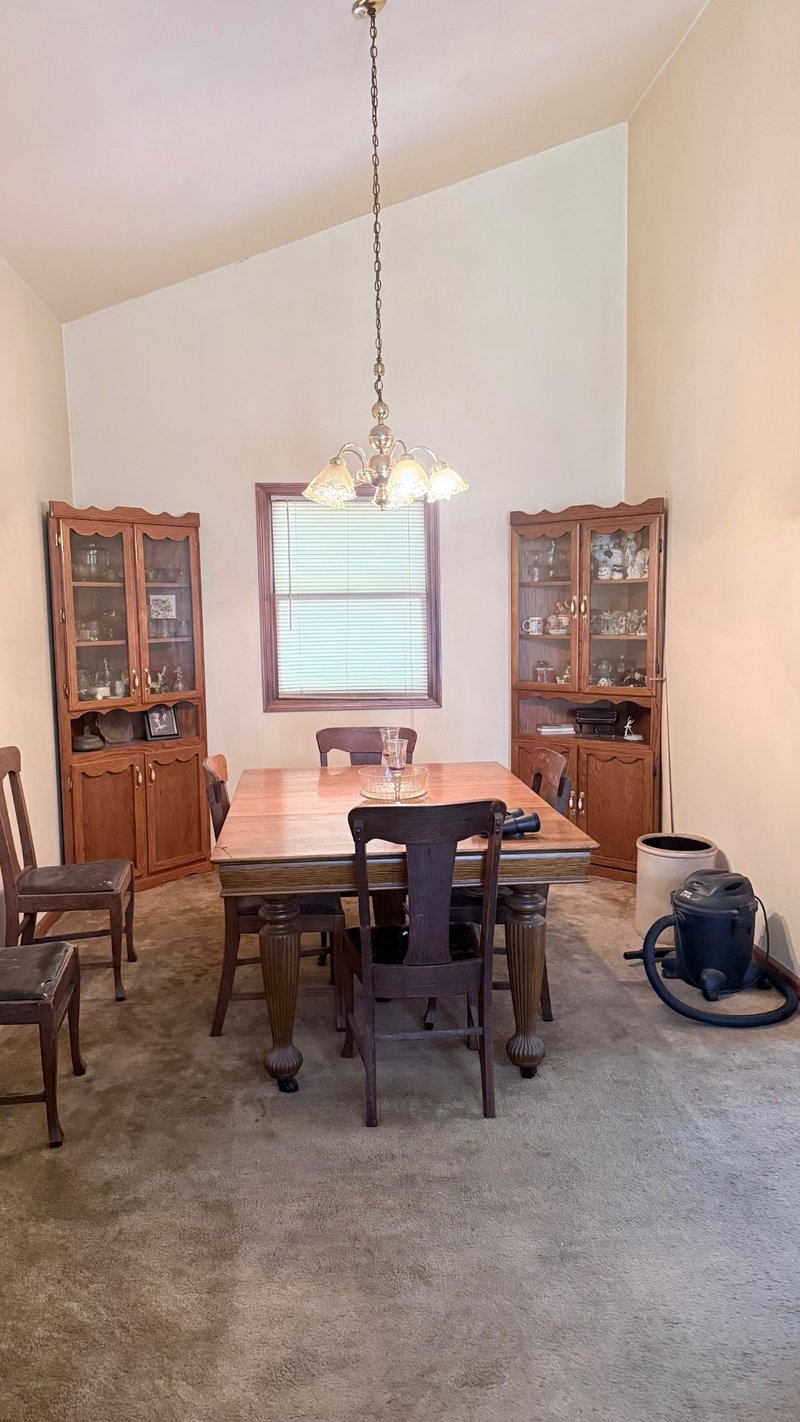 5260 New Cut Rd, Greenbrier, TN 37073