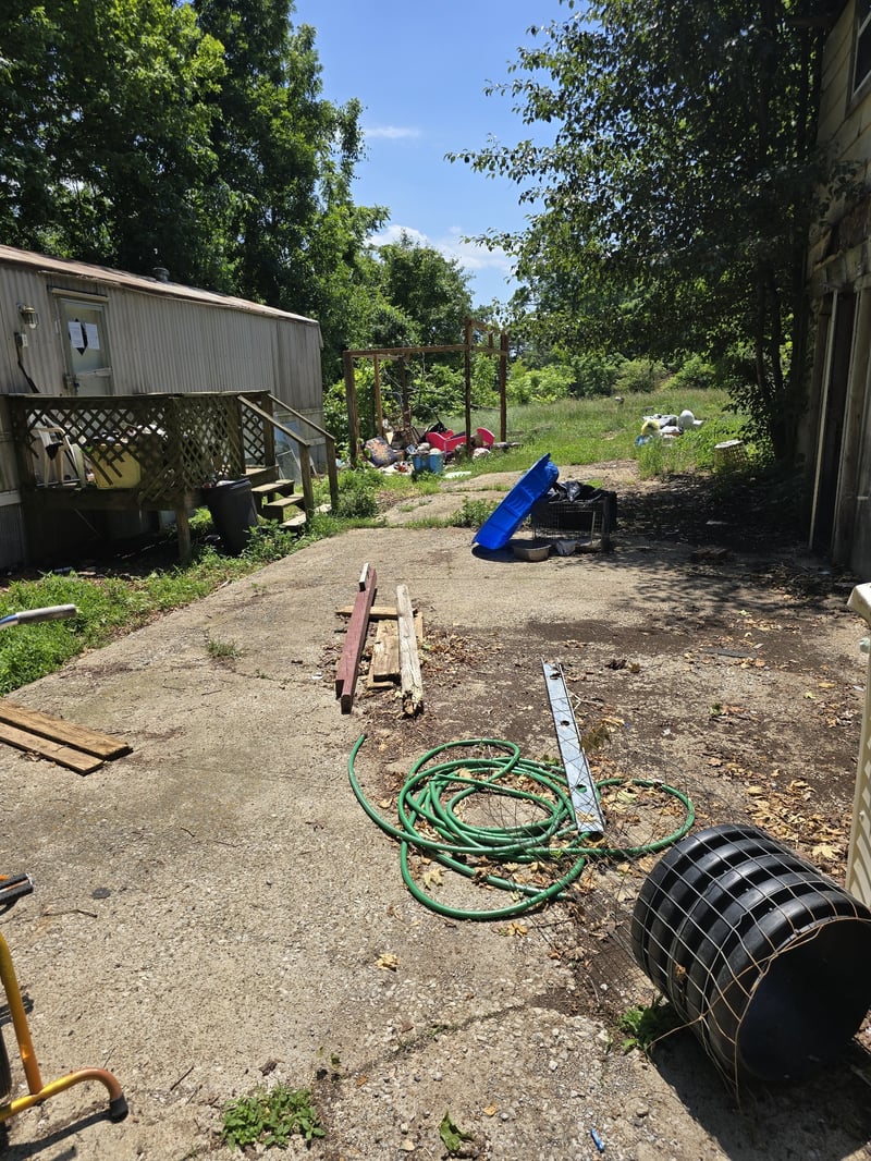 701 Stinson Rd, Bon Aqua, TN 37025