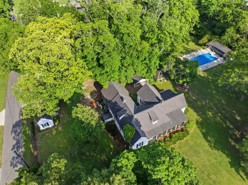 226 Lee Ave, Chickamauga, GA 30707