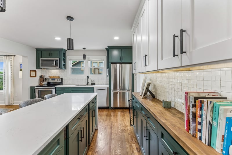 2518 Sharondale Dr, Nashville, TN 37215
