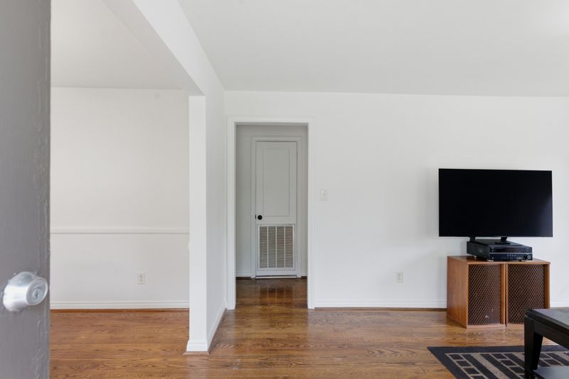 704 Mccarley Ave, Madison, TN 37115