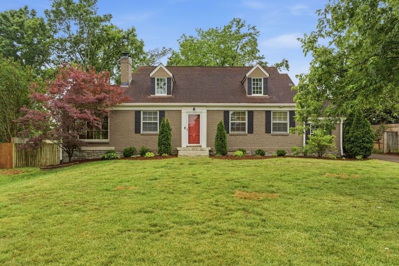 1306 Riverwood Dr, Nashville, TN 37216