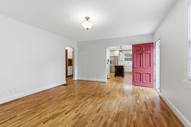 1306 Riverwood Dr, Nashville, TN 37216