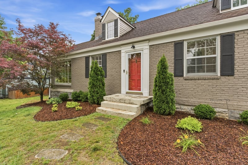 1306 Riverwood Dr, Nashville, TN 37216
