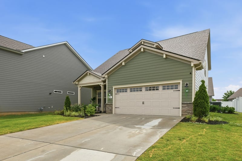 3247 Starwood Dr, Murfreesboro, TN 37129