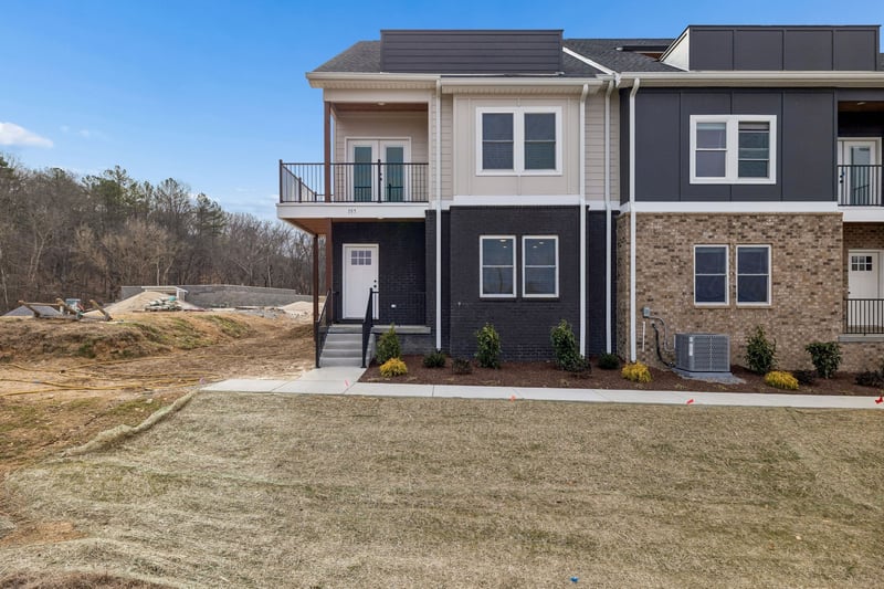 6 Crockett Hills Ln, Ashland City, TN 37015