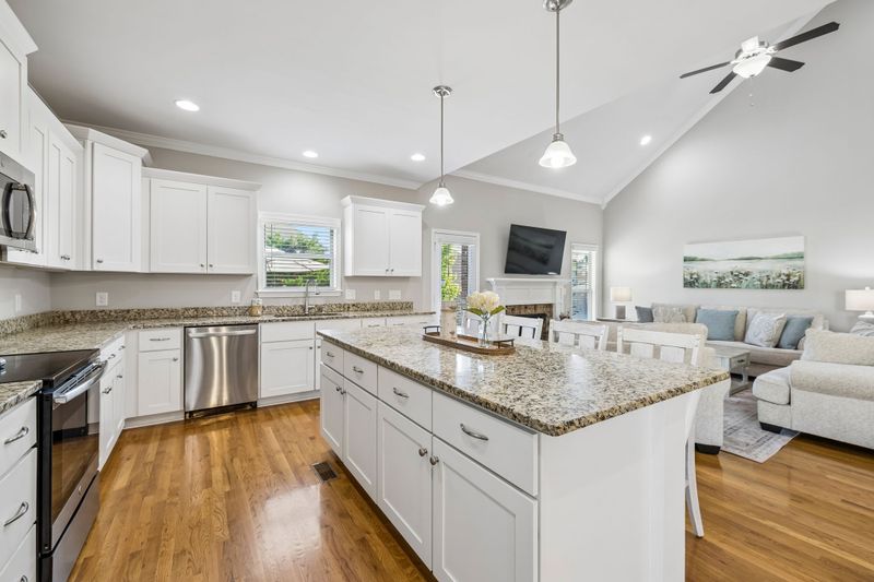 6001 Spade Dr, Spring Hill, TN 37174
