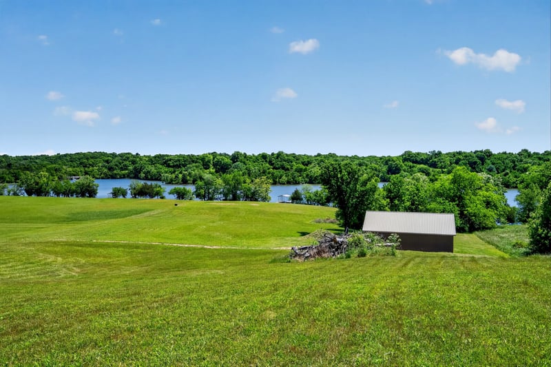 404 Lakeview Rd, Gallatin, TN 37066