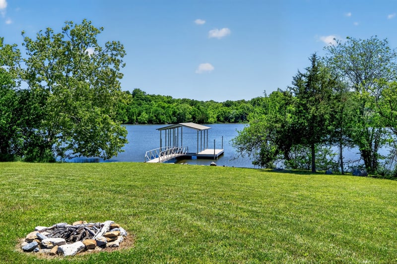 404 Lakeview Rd, Gallatin, TN 37066