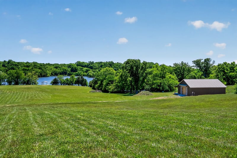 404 Lakeview Rd, Gallatin, TN 37066