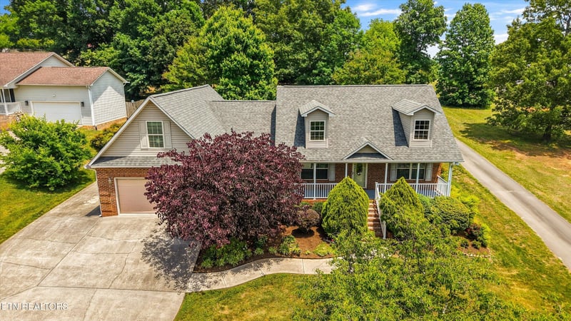 1432 Chessingham Dr, Maryville, TN 37801