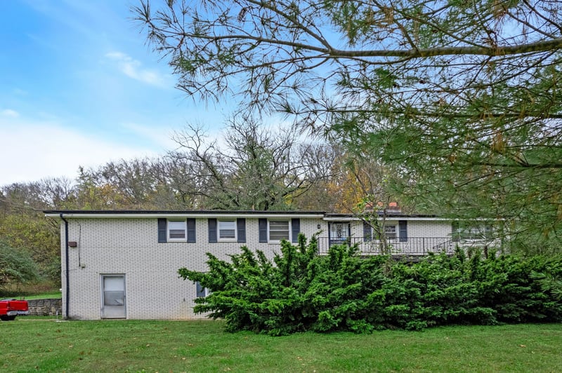 4081 Fairmeade Dr, Nashville, TN 37218
