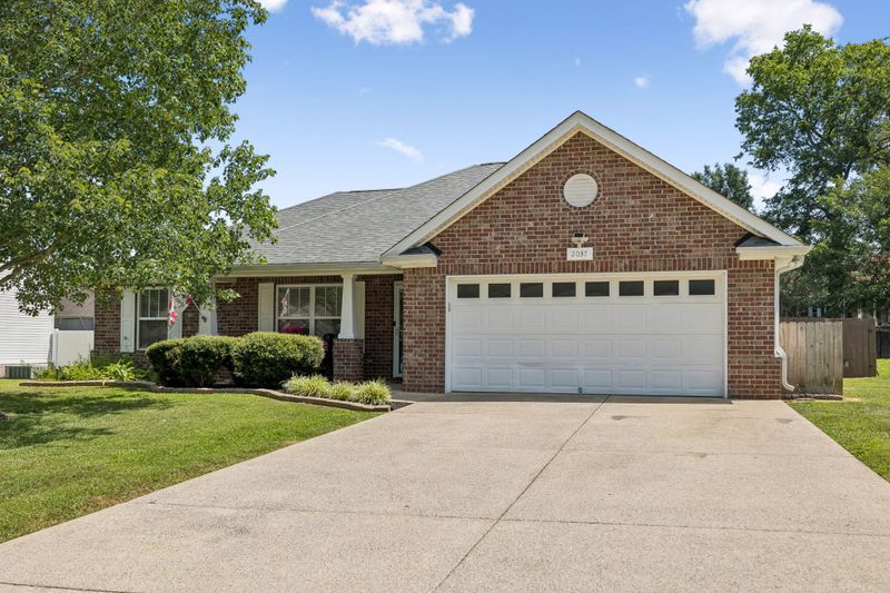 2037 Sparrow St, Spring Hill, TN 37174
